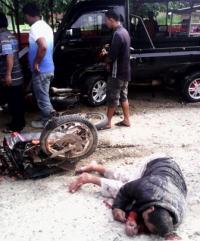 Dihantam Pick Up, 2 Pengendara sepeda motor di Rohil kritis
