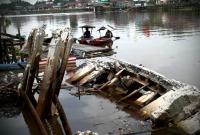 Penumpang membludak, Dermaga di Pelabuhan Meranti ambruk