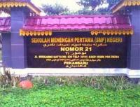 Ada pungli uang bangku jutaan rupiah di SMP 21 Pekanbaru