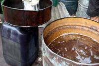 Jual minyak tanah tanpa izin, tiga warga Kampar diciduk polisi