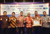 Bank Riau Kepri kembali Raih Platinum Award Kinerja Keuangan Sangat Bagus