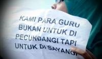 Miris! Di provinsi Riau nan kaya ini, ratusan Guru tak gajian, bahkan Guru suku Talang Mamak