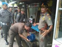 Sita barang pedagang, Satpol PP Kampar disirami Cabe
