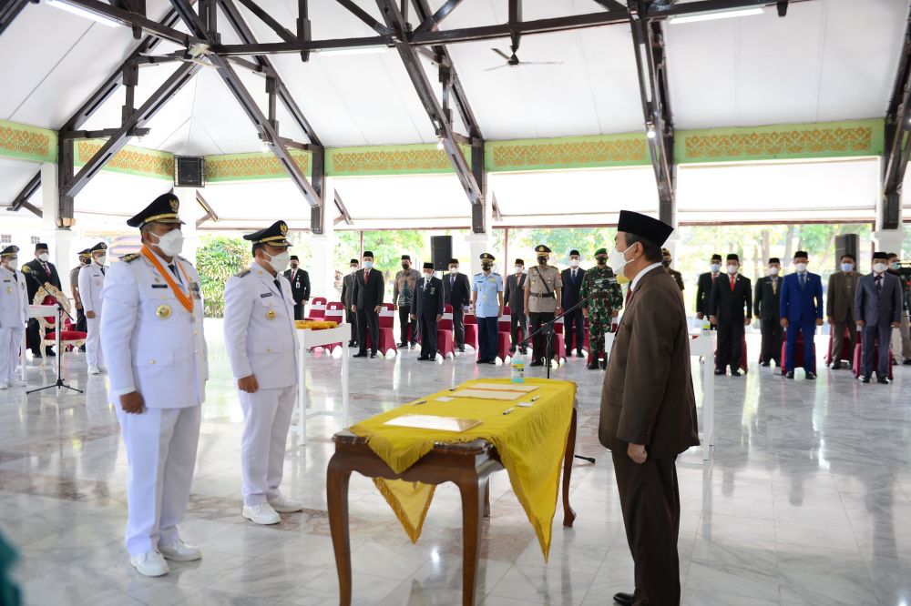 Bupati-Wakil Bupati Rohul dan Siak Resmi Dilantik