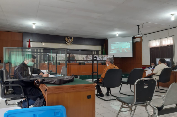 Sukarmis dan Bupati Kuansing, Banyak Tidak Tahu