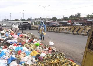 Polda Riau didesak tuntaskan penyidikan kasus Sampah di Pekanbaru