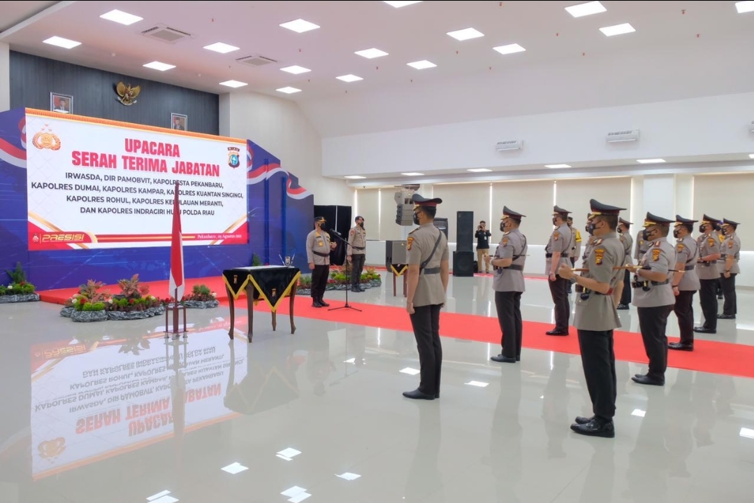 Pimpin Sertijab PJU dan Kapolres, Kapolda Riau: Mutasi itu Peningkatkan Pelayanan kepada Masyarakat