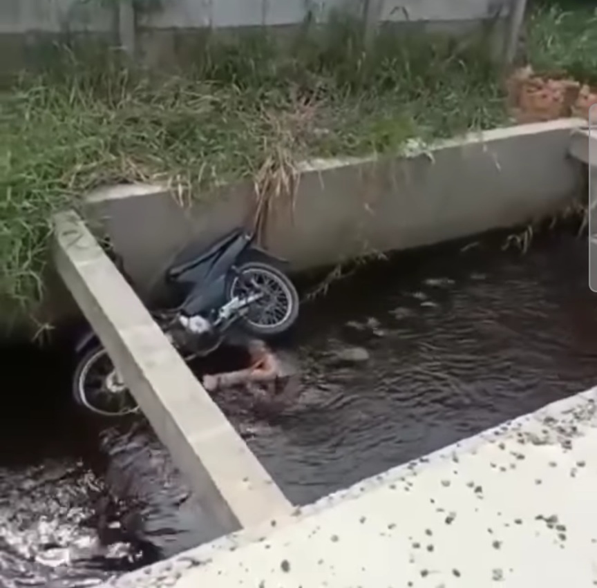 Warga Bengkalis Tewas Terkapar di Parit Jalan Pekanbaru