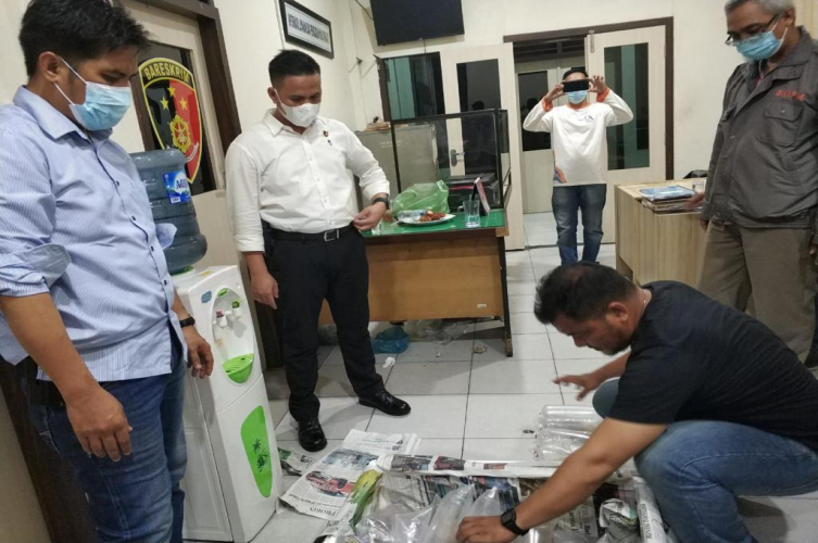 Polres Inhil Ringkus 3 Penyelundup Ribuan Baby Lobster