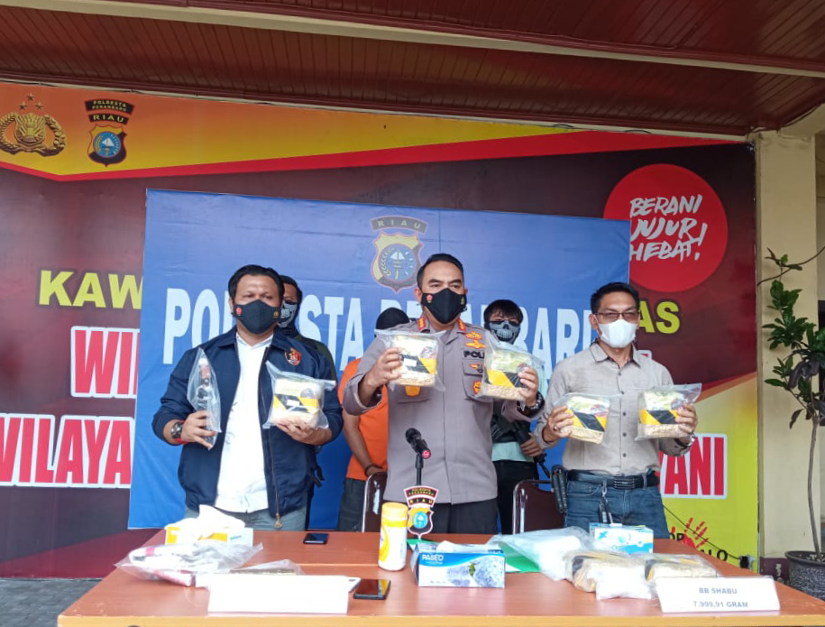 Polisi : Penyimpan 8 Kg Sabu, Ngaku Empat Kali Beraksi