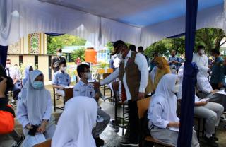 Kapolresta Pekanbaru Dampingi Kepala BNPB Saat Kunker di Pekanbaru