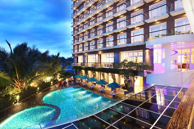 Bosan WFH, Warga Riau Pilih Nginap di Hotel Berbintang