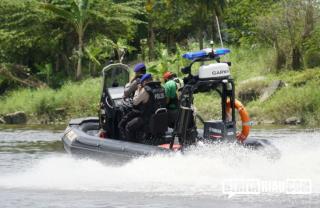 Kawasan Sungai Siak Pekanbaru Geger! Kapal Tactical Polisi sasar Nelayan, Ada Apa?