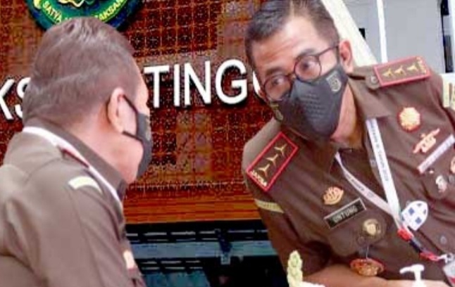 Lapor pak Jokowi! Kalau ke Riau, Tolong Wakil Jaksa Agung Ganti Kajati Riau