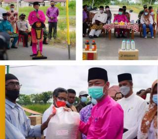Dukung Swasembada Beras, Bupati Rohil Serahkan Benih Padi Secara Simbolis