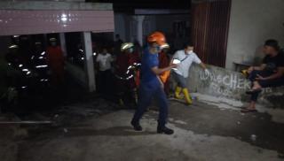 8 Kamas Kos Terbakar, Kakak Adik Terpanggang