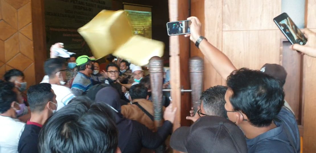 Rapat Anggota Kopsa-M di Hotel Berbintang Dibubarkan Polisi