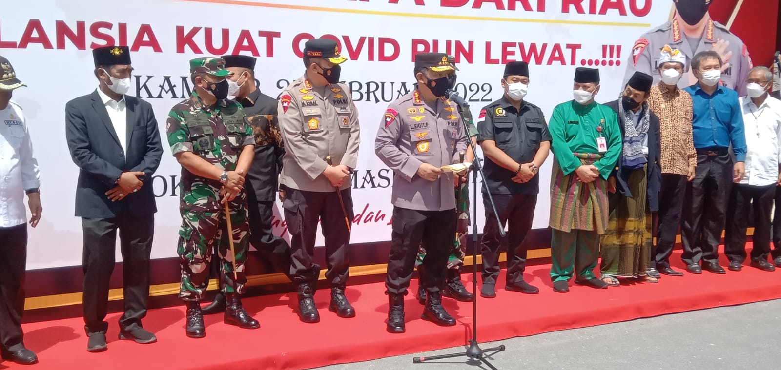 Pastikan Vaksinasi Berjalan Aman, Kapolri Jendral Listyo Sigit Turun Ke SPN Kampar