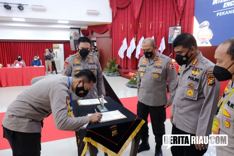 M Iqbal Buka Pelatihan Operator Humas Jajaran Polda Riau dan Kepri