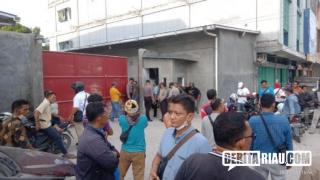 Nyaris Baku Hantam, Buruh FSPI Ribut di Pergudangan J&T Pekanbaru 