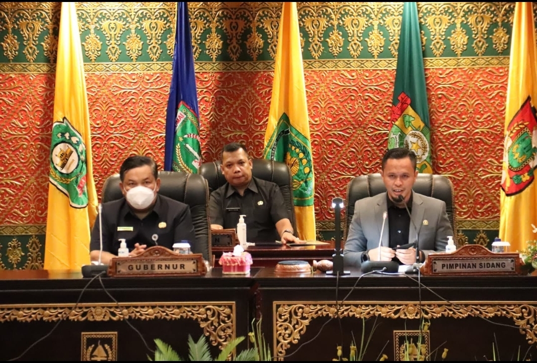 DPRD Riau Gelar Rapat Paripurna Ranperda Tentang BUMD dan Perpustakaan