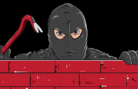Ketahuan Curi Besi PLN, Pelaku Merengek Ditangkap Polisi