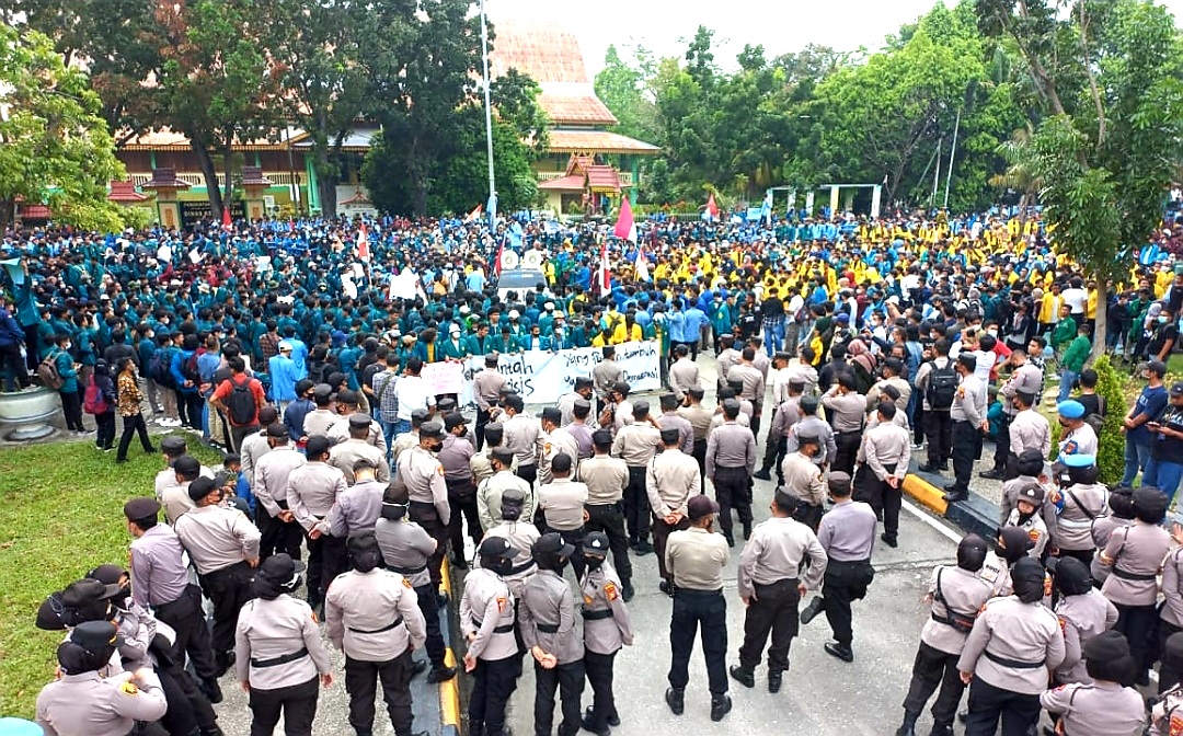 Orasi Mahasiswa di Riau: Harga Sembako, Minyak Goreng, BBM, Pajak Hingga Hukum dan Keadilan
