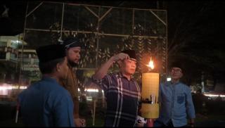 Sambut Bulan Suci Ramadhan, Jajaran Sekretariat DPRD Riau Nyalakan Lampu Colok