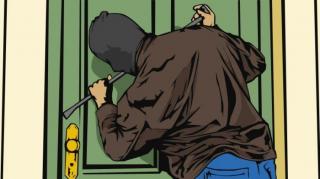 Warga Rumbai Ciduk Maling Saat Bongkar Rumah Waktu Sahur