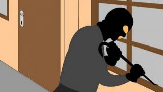 Lagi Asyik Ngamar di Hotel, Maling Spesialis Bongkar Rumah Diciduk Polisi