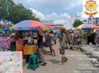 Satpol PP Pekanbaru Tertibkan Pedagang Kali Lima di Pasar Depan STCÂ 
