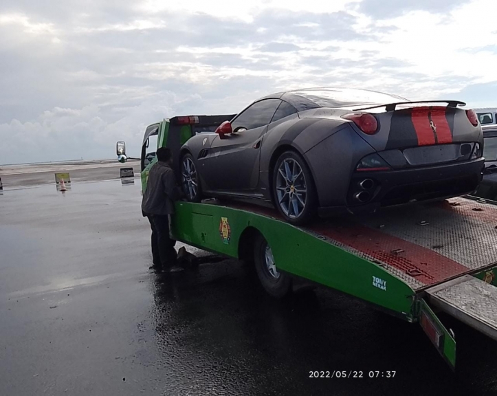 Ini Penampakan Mobil Ferrari California Milik Indra Kenz yang Disita Polisi, Harganya Rp3,5 Miliar