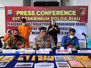 Polda Riau Gagalkan Pengiriman Puluhan Pekerja Migran Ilegal ke Malaysia