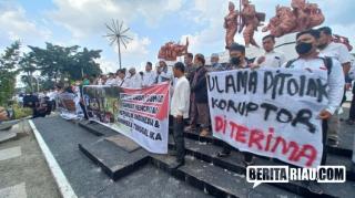 UAS Kena Deportasi, Aliansi Umat Islam Riau Serukan Boikot Produk Singapura