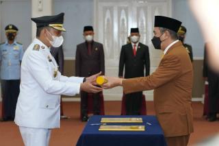 Lantik Dua Pj Kepala Daerah, Gubri Akui Sudah Tunjuk Plt Sekwan dan Kadisdik Riau