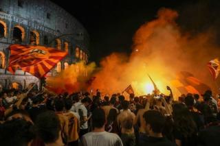 Giallorossi Juara Perdana UEFA Conference League, Kota Roma 