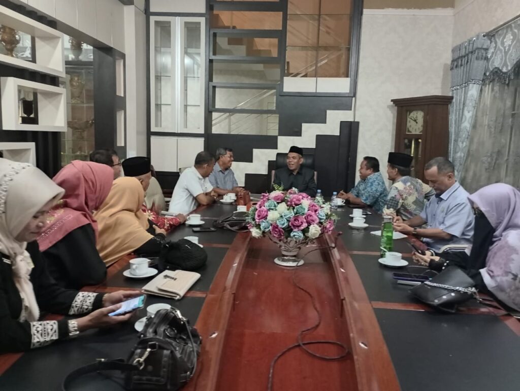 Pj Bupati Kampar Terima Kunjungan Pengurus Aspernas Riau