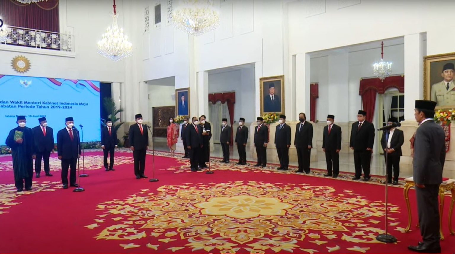 Presiden Jokowi Lantik Menteri dan Wamen Kabinet Indonesia Maju