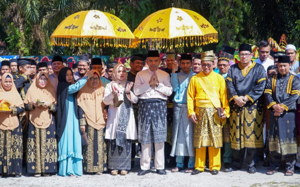 Pj Bupati Kampar Pulang Mamak Ke Suku Piliang Kenegerian Sekijang
