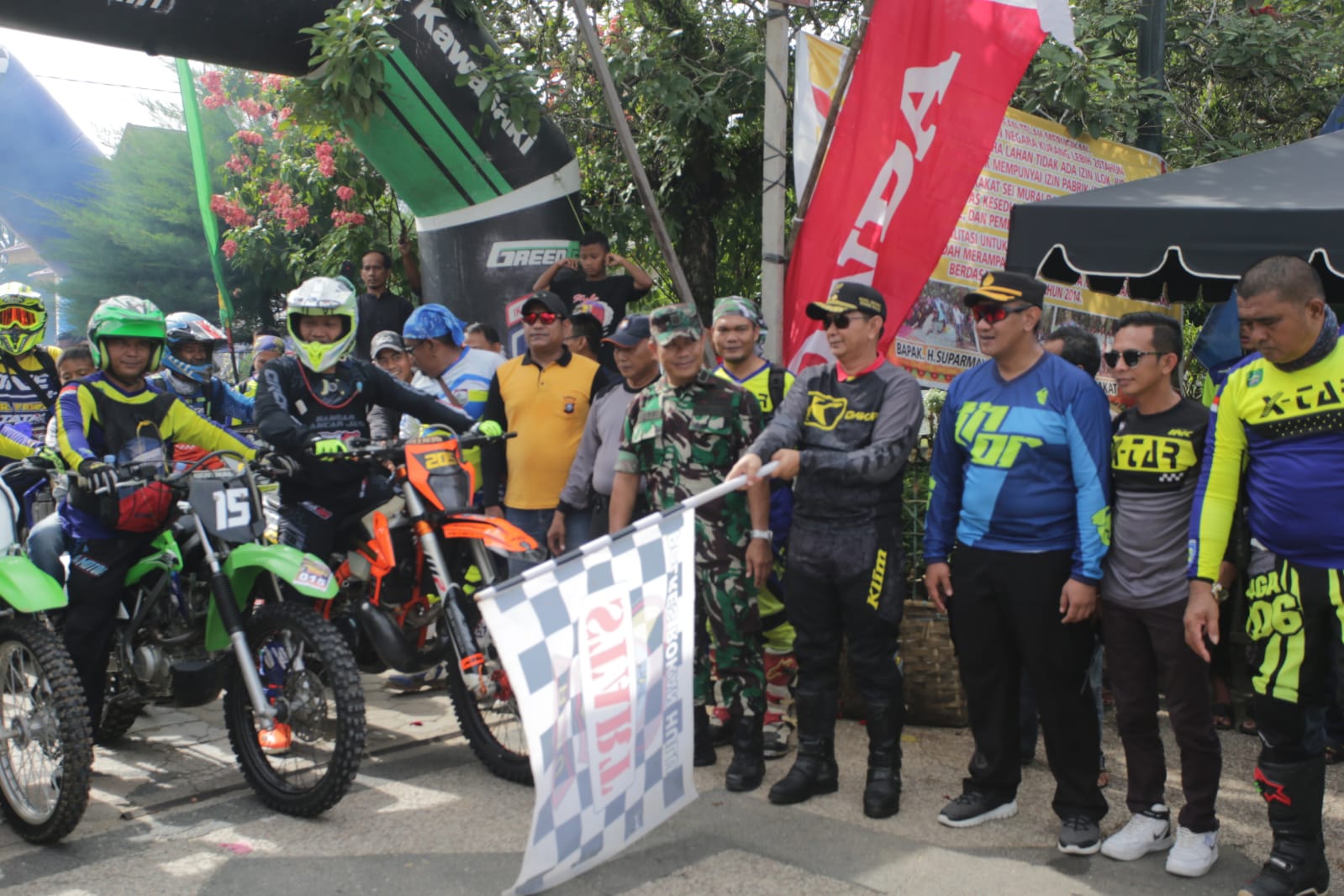 Wabup Rohul Indra Gunawan Lepas Peserta Bhayangkara Adventure Rohul II