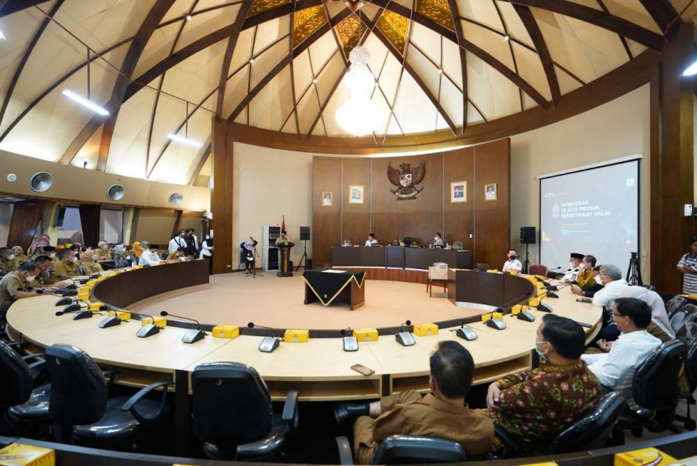 Pemprov Riau Gelar Rapat Koordinasi Percepatan Sertifikasi Halal