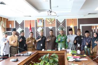 Pj Wako Pekanbaru Dukung Pengusulan Marhum Pekan Sebagai Calon Pahlawan Nasional