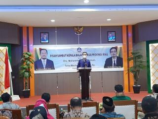 Gantikan M. Muis, Toha Machsum Resmi Jabat Kepala Balai Bahasa Provinsi Riau