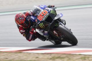 Bagnaia Crash, Fabio Quartararo Juara MotoGP Catalunya