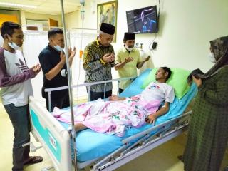 Dijenguk Pj Bupati Kampar, Mahnizar Teteskan Air Mata