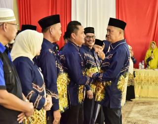 Syamsuddin Uti Lantik Pengurus Daerah KBB Kuansing