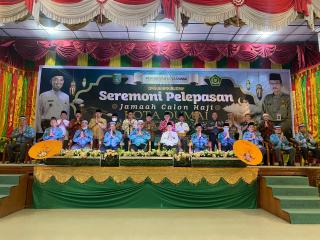 Wako Bagikan Bantuan Masing-masing 250 Riyal untuk 87 JCH Dumai