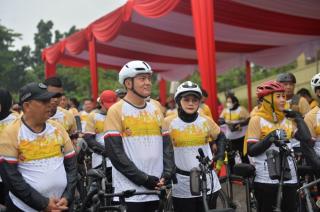 Polda Riau Gelar Fun Bike Bersama Wagubri