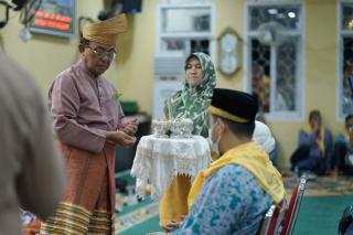 Bupati Wardan Lepas 307 JCH Asal Inhil Berangkat ke Tanah Suci