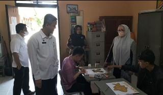 Meja dan Kursi Ditarik Vendor, Disdik Pastikan Proses Belajar di SLB Sri Mujinab Berjalan Lancar